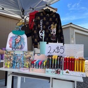 Everything you can imagine in accessories, backpack, purse, tumblers, etc. 😊💕